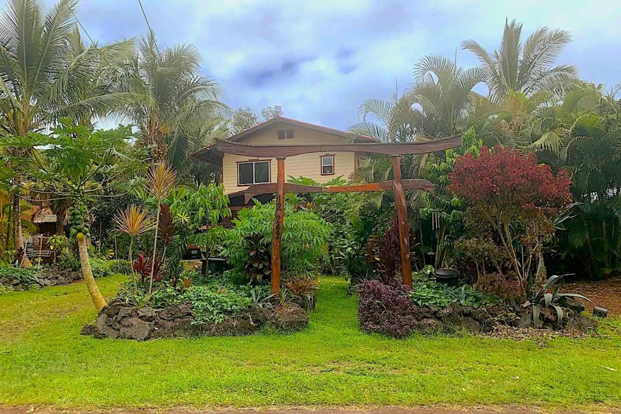 Phoenix Garden Pahoa Exterior photo